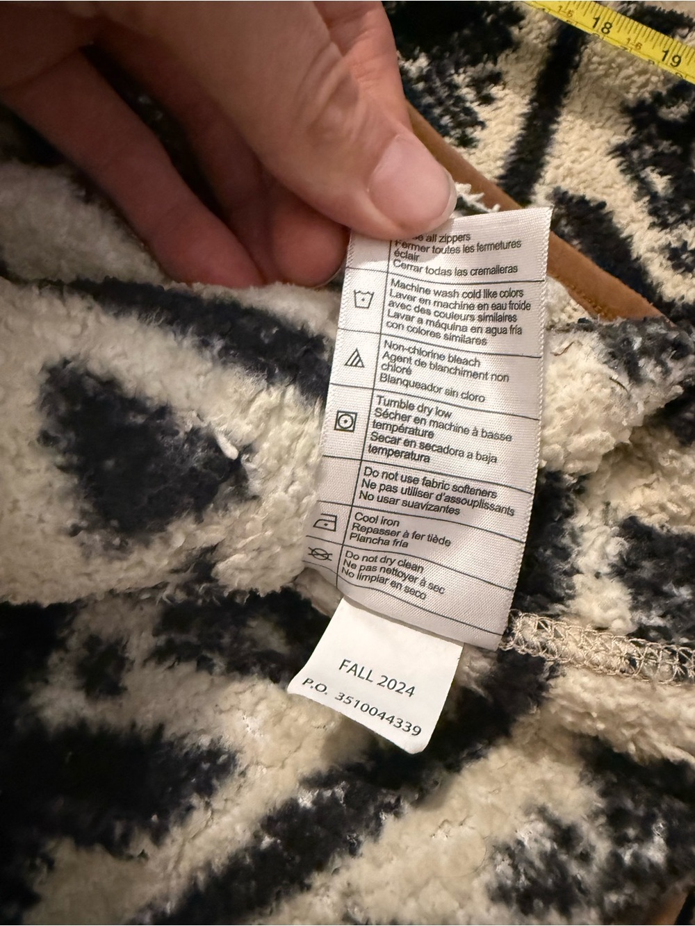 Carhartt Women’s Sherpa Fleece Fair Isle 1/4 Zip Pullover Jacket M - Picture 9 of 9